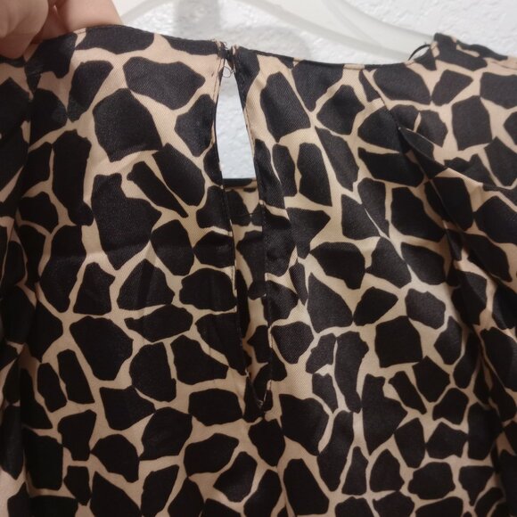 NWT Zara Women's Giraffe Print Ruffle Sleeve Blouse size Large - Picture 11 of 12